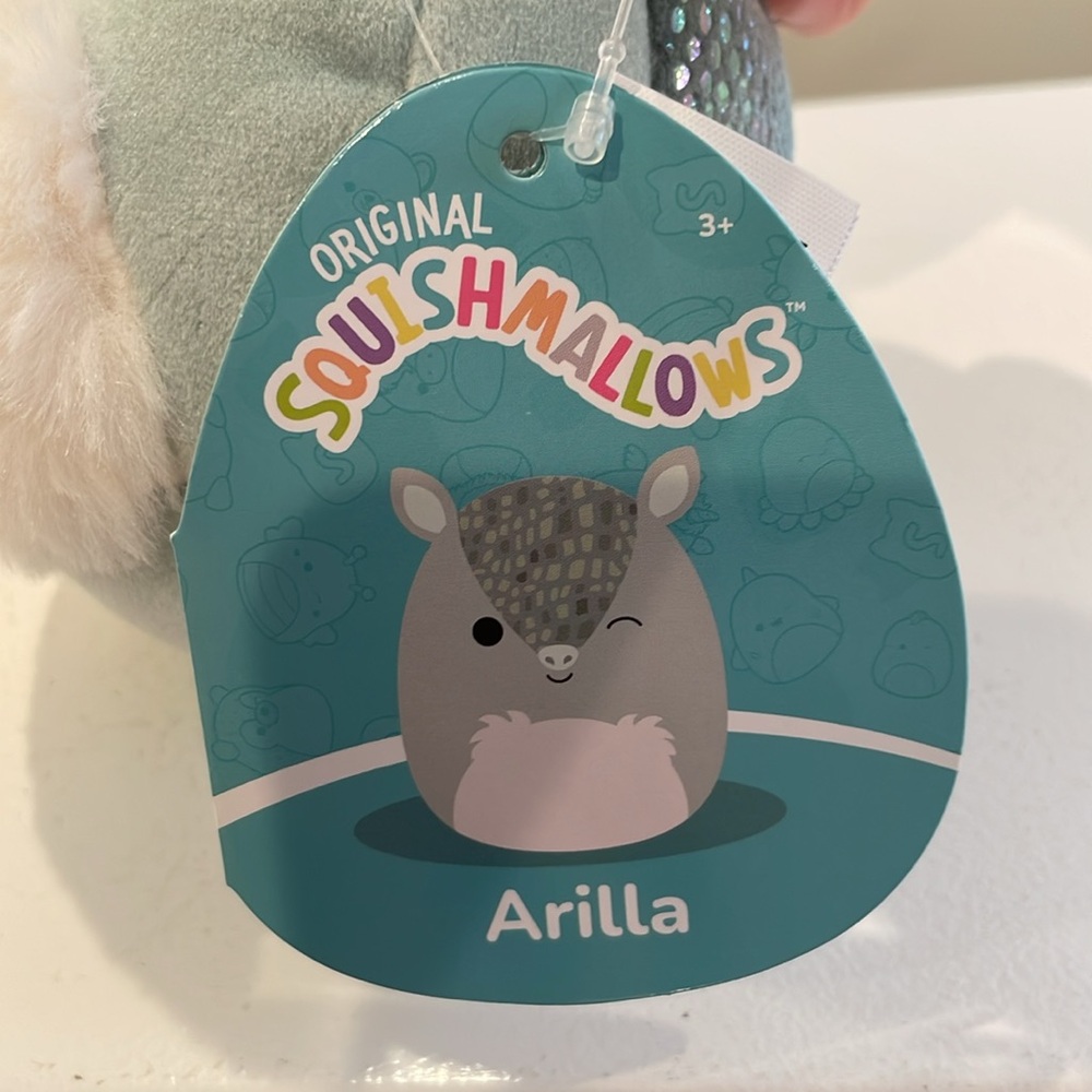 ⚡️NWT 5” Arilla the Winking Armadillo Squishmallow - Picture 4 of 5